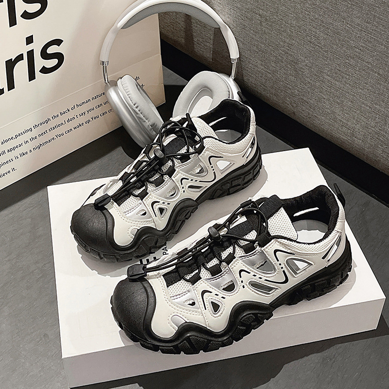 Running Gear Woman - Modische Outdoor-Damenschuhe mit Lochmuster 2026 Herbst